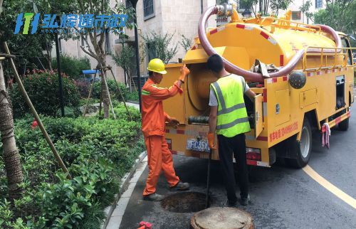 上海浦东新区东明路雨污管道清淤疏通